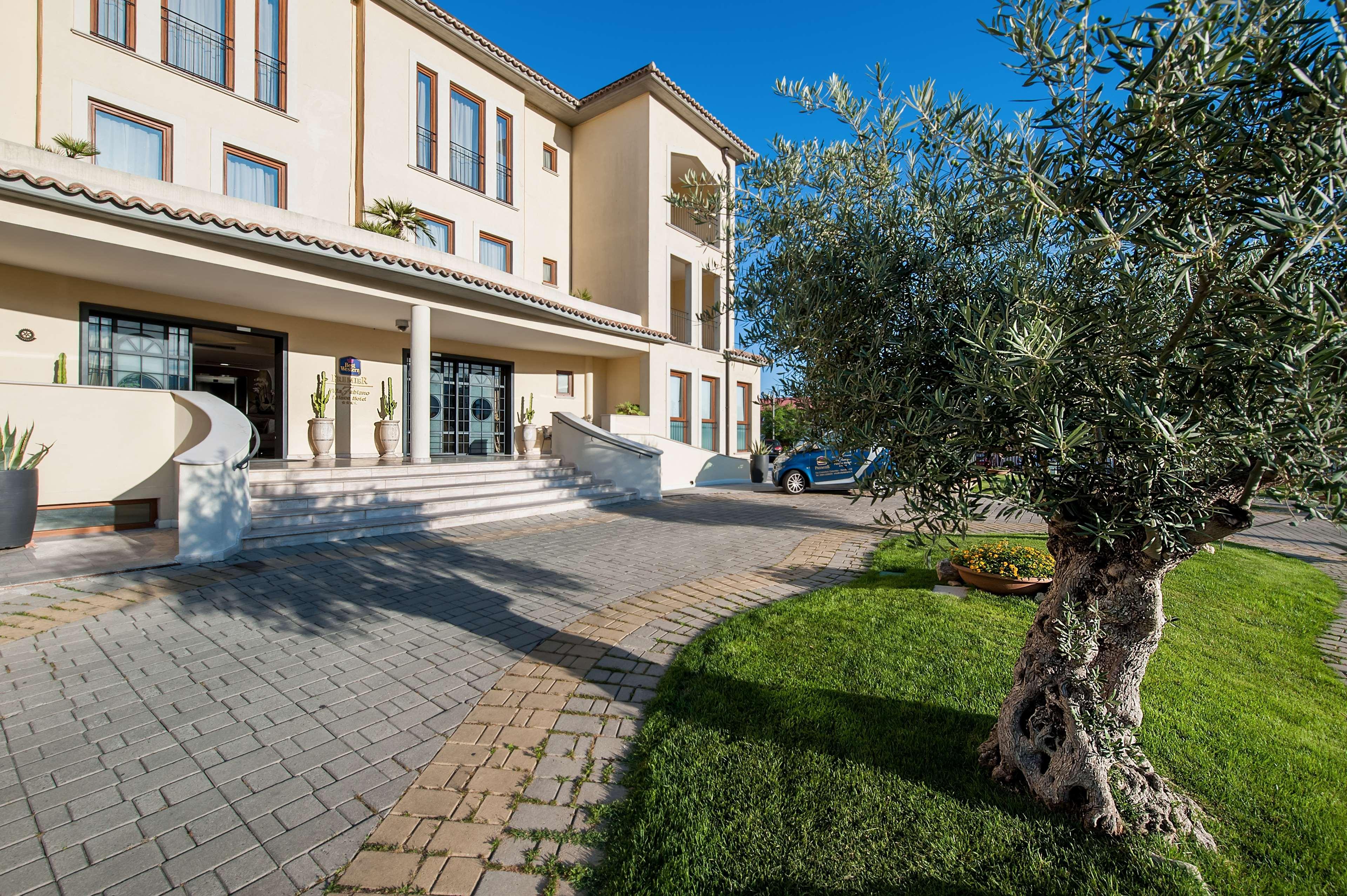 Best Western Premier Villa Fabiano Palace Hotel Rende Exterior foto